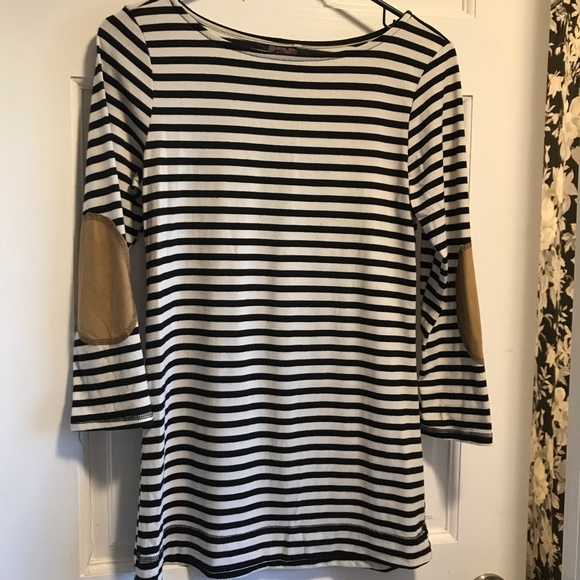 3/4 length striped top - Picture 1 of 2